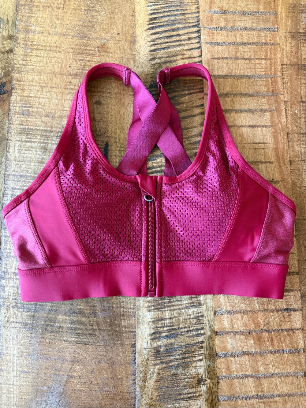 Lorna Jane Front-Zip Crisscross Sports Bra - Raspberry